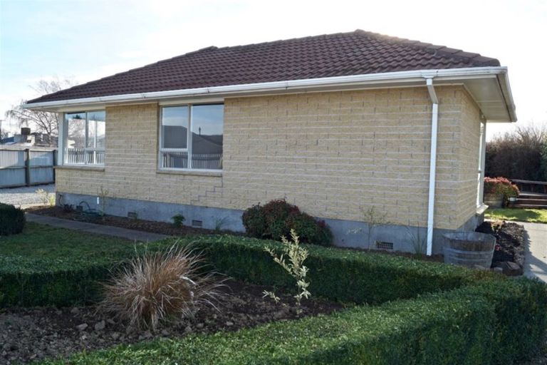 Photo of property in 15 Montrose Avenue, Culverden, 7392