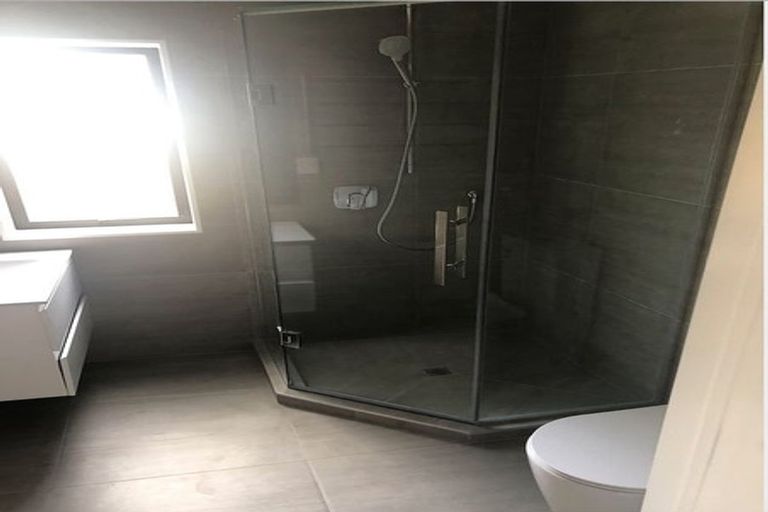 Photo of property in 31a Castleton Street, Birkdale, Auckland, 0626