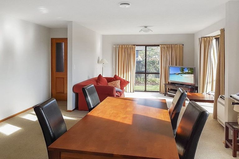 Photo of property in 8/32 Hanrahan Street, Upper Riccarton, Christchurch, 8041