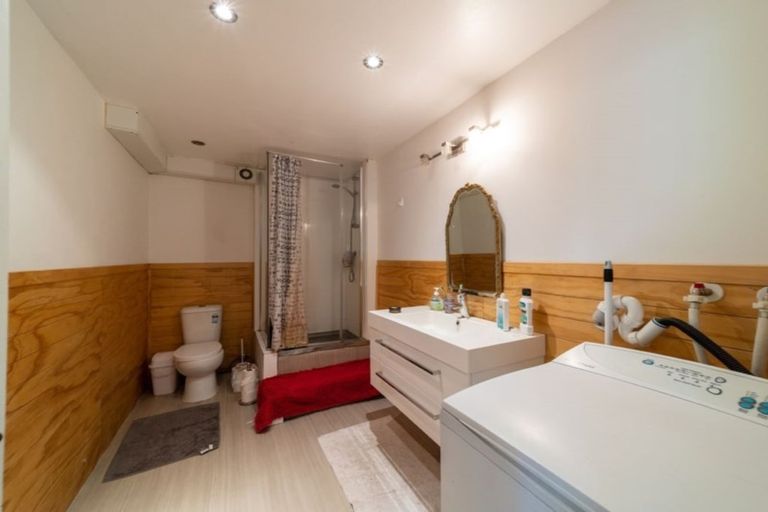 Photo of property in 6a Williams Street, Sunshine Bay, Queenstown, 9300