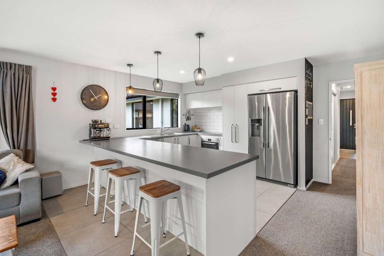 Photo of property in 51 Watkins Drive, Rangiora, 7400