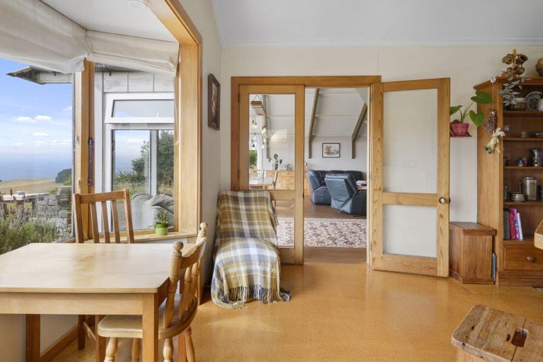 Photo of property in 575 Summit Road, Heathcote Valley, Christchurch, 8081