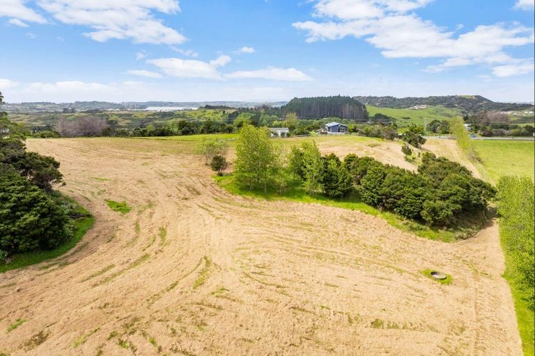 Photo of property in 2206 Cove Road, Mangawhai, 0573