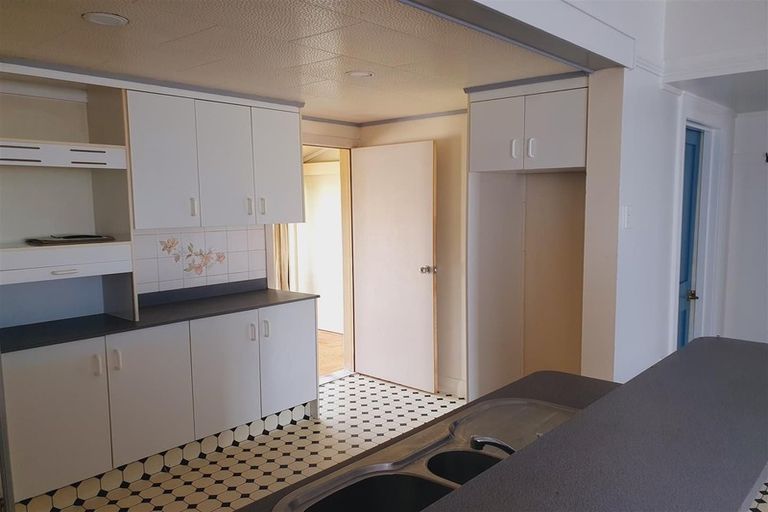 Photo of property in 16 Norman Road, Te Hapara, Gisborne, 4010