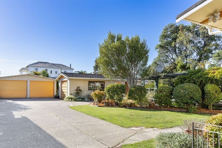 Photo of property in 67 Russell Street, Westport, 7825