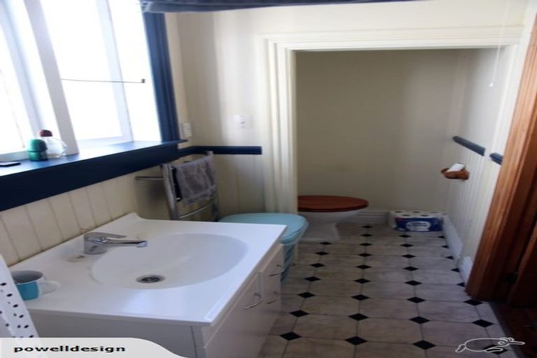 Photo of property in 244 Adelaide Road, Newtown, Wellington, 6021