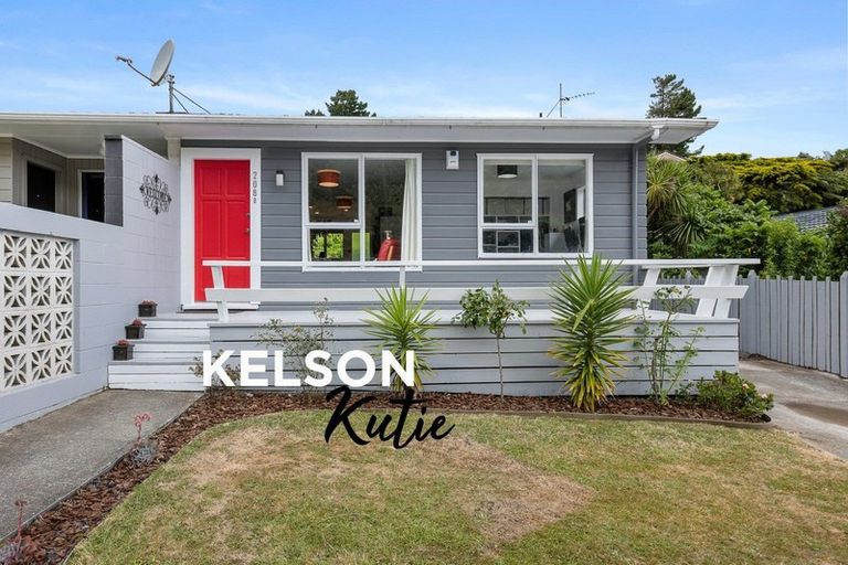 Photo of property in 208b Major Drive, Kelson, Lower Hutt, 5010