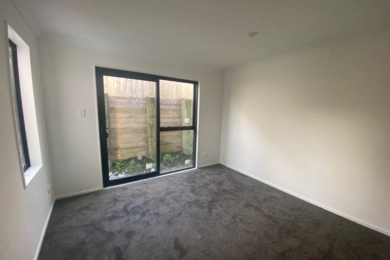 Photo of property in 65a Tiroroa Avenue, Te Atatu South, Auckland, 0610