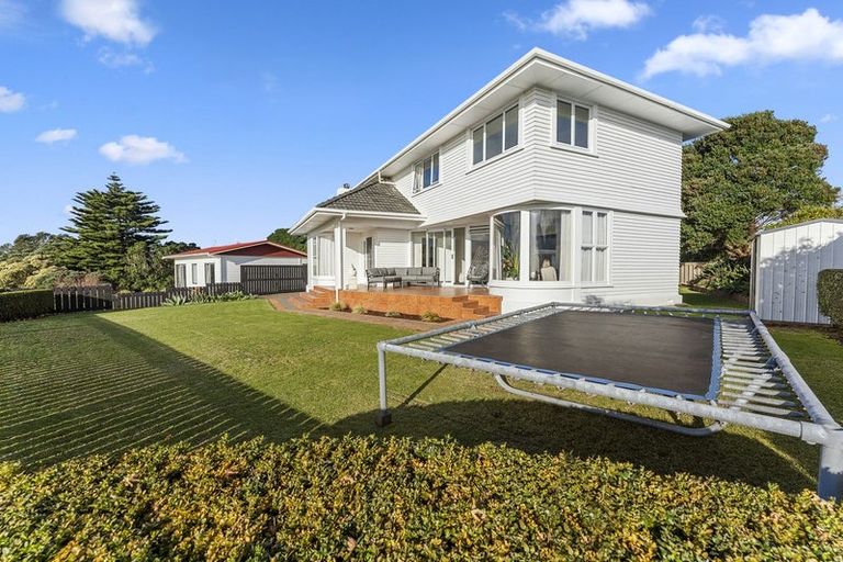 Photo of property in 407 Devon Street West, Lynmouth, New Plymouth, 4310