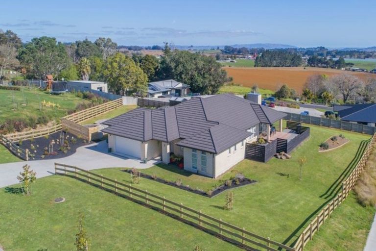 Photo of property in 5 Bernora Crescent, Bombay, 2675