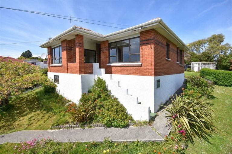 Photo of property in 6 District Road, Roseneath, Port Chalmers, 9023