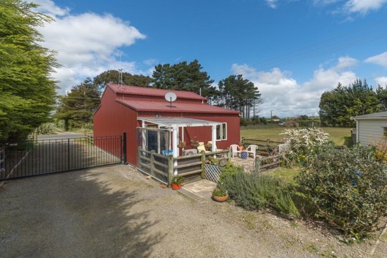 Photo of property in 118 Green Road, Awahuri, Palmerston North, 4476