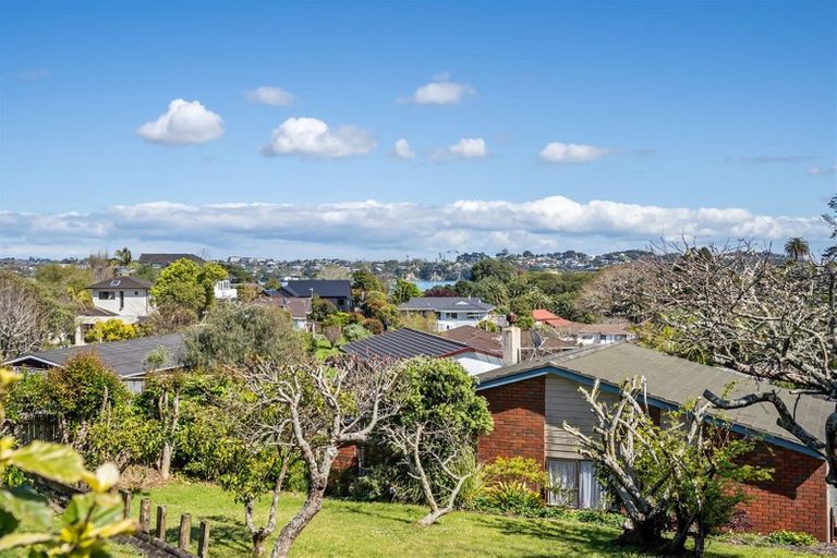 Photo of property in 25 Clovelly Road, Bucklands Beach, Auckland, 2012