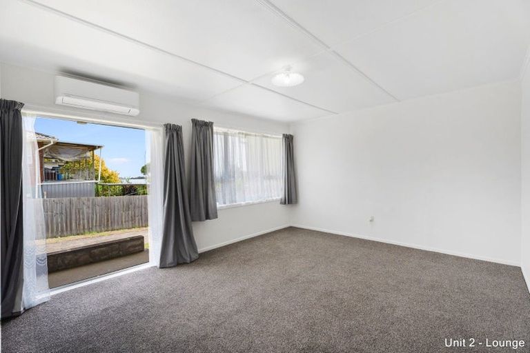 Photo of property in 15 Freshney Place, Hillpark, Auckland, 2102
