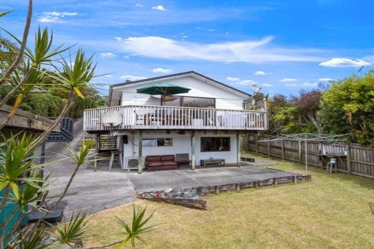 Photo of property in 34b Totara Road, Stanmore Bay, Whangaparaoa, 0932
