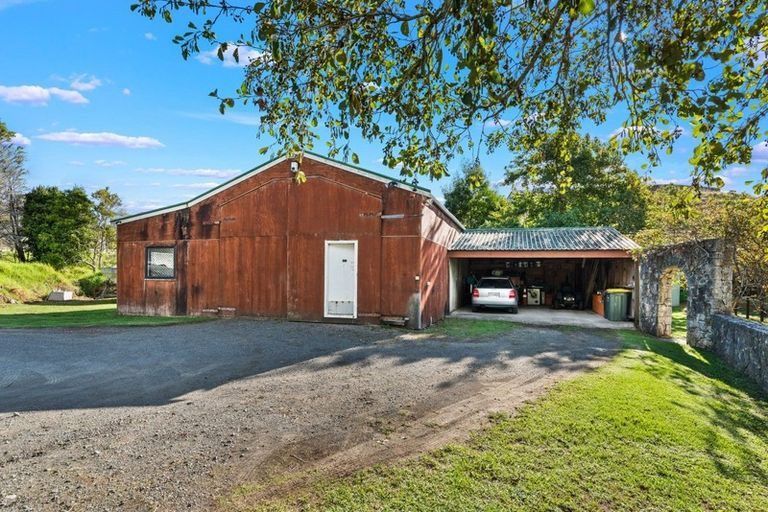 Photo of property in 372 Pine Valley Road, Dairy Flat, Silverdale, 0992