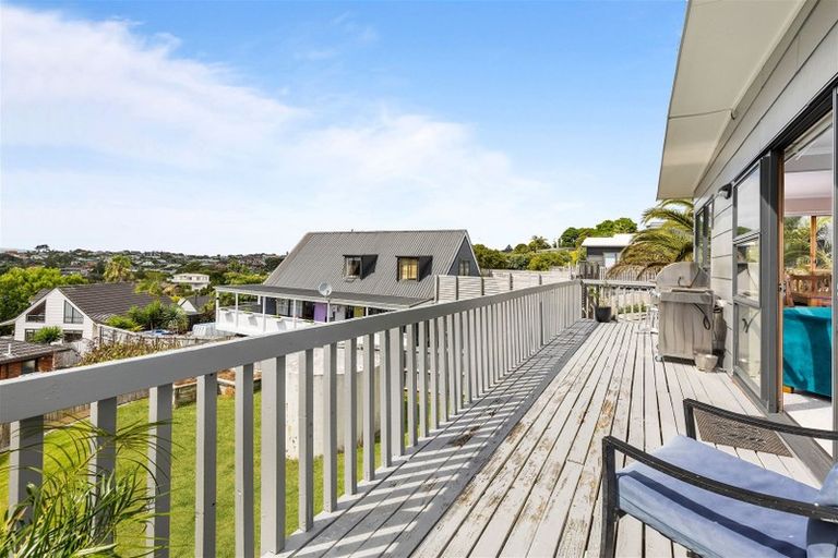 Photo of property in 19 Layton Road, Manly, Whangaparaoa, 0930