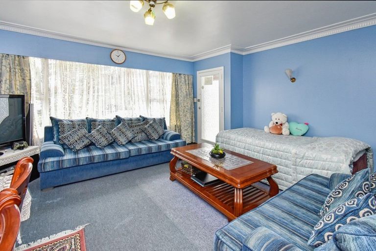 Photo of property in 2/24 Miles Avenue, Papatoetoe, Auckland, 2025