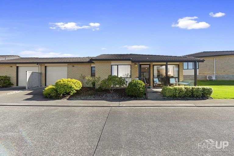 Photo of property in 38/197 Royal Road, Massey, Auckland, 0614