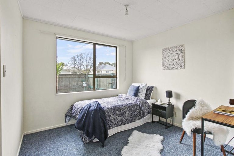 Photo of property in 178 Mangorei Road, Merrilands, New Plymouth, 4312