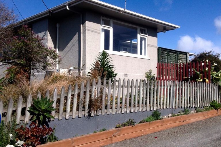Photo of property in 52 Stuart Street, Holmes Hill, Oamaru, 9401