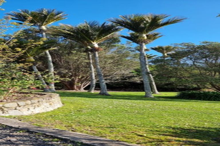 Photo of property in 102 Kuku East Road, Kuku, Levin, 5570