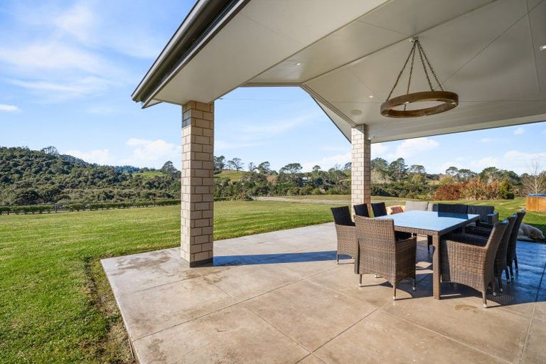 Photo of property in 246 Blackbridge Road, Dairy Flat, Albany, 0794