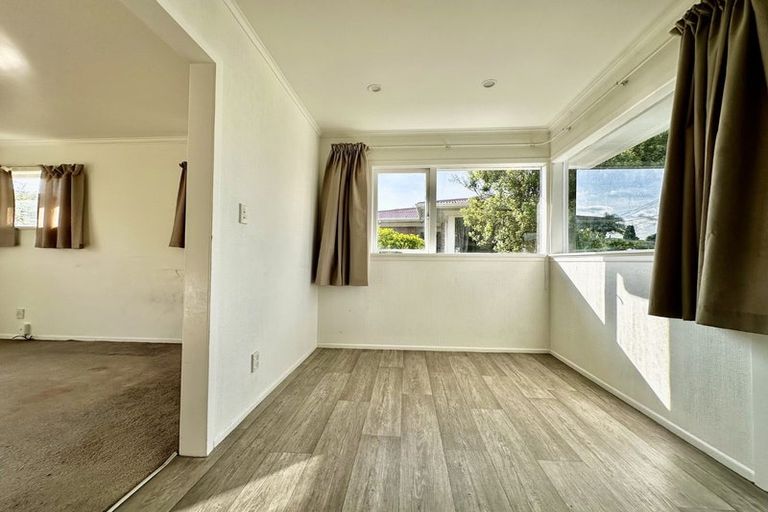 Photo of property in 5 Nield Road, Manurewa, Auckland, 2102