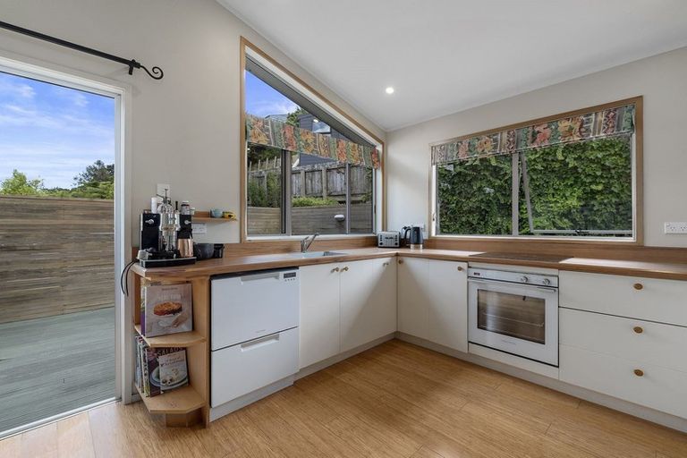 Photo of property in 3 Reynolds Place, Torbay, Auckland, 0630