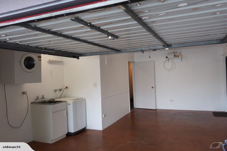 Photo of property in 71 Poplar Grove, Whalers Gate, New Plymouth, 4310