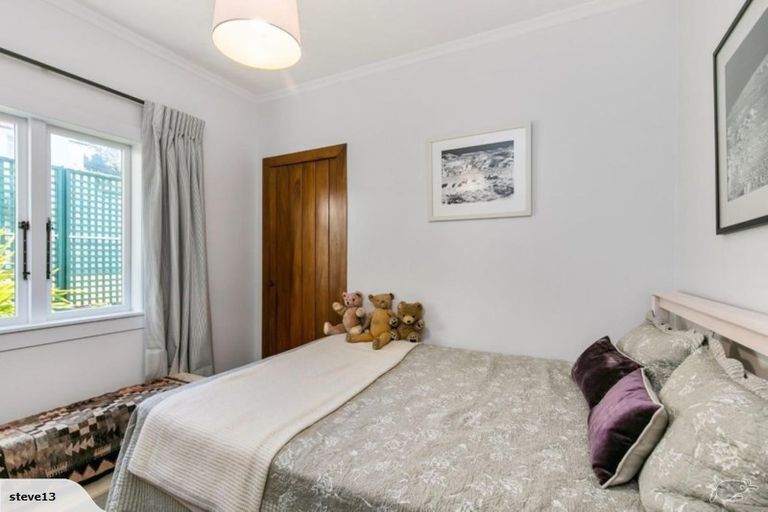 Photo of property in 9 Ludlam Street, Seatoun, Wellington, 6022