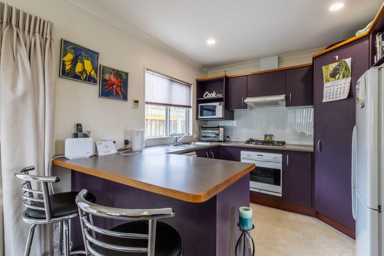 Photo of property in 1 Pohutukawa Grove, Titahi Bay, Porirua, 5022