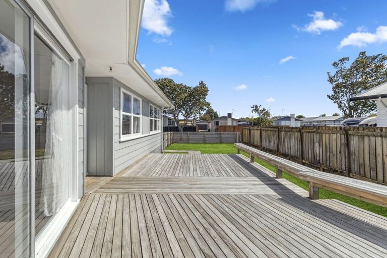 Photo of property in 20 Rhonda Avenue, Deanwell, Hamilton, 3206