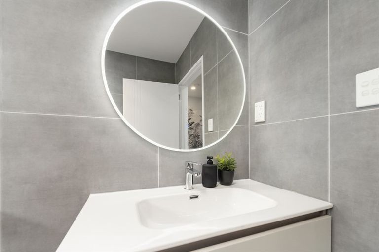 Photo of property in 39 Matakohe Road, Westgate, Auckland, 0814