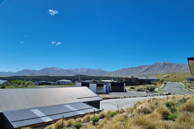 Photo of property in 24 Mistake Drive, Lake Tekapo, 7999