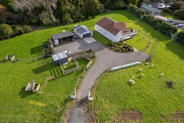 Photo of property in 458 Mountain Road, Lepperton, New Plymouth, 4373