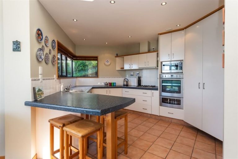 Photo of property in 2 Foxfield Lane, Westmorland, Christchurch, 8025