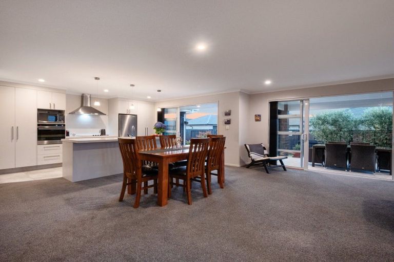 Photo of property in 48 Farrier Street, Papamoa, 3118