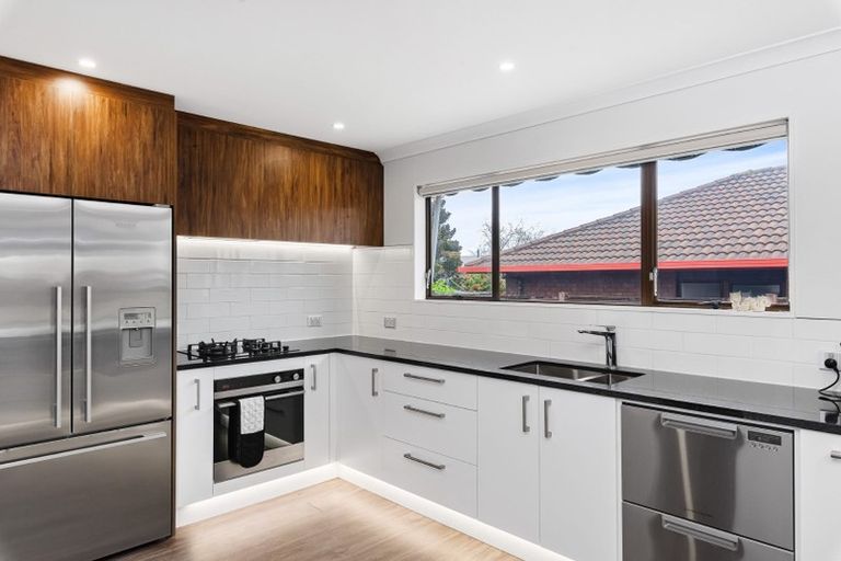 Photo of property in 10 Martin Harvey Street, Levin, 5510