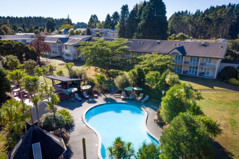 Photo of property in 8 Palmer Mill Road, Wairakei, Taupo, 3384