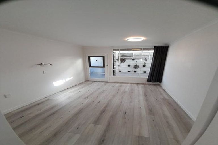 Photo of property in 2/63 Kamo Road, Regent, Whangarei, 0112