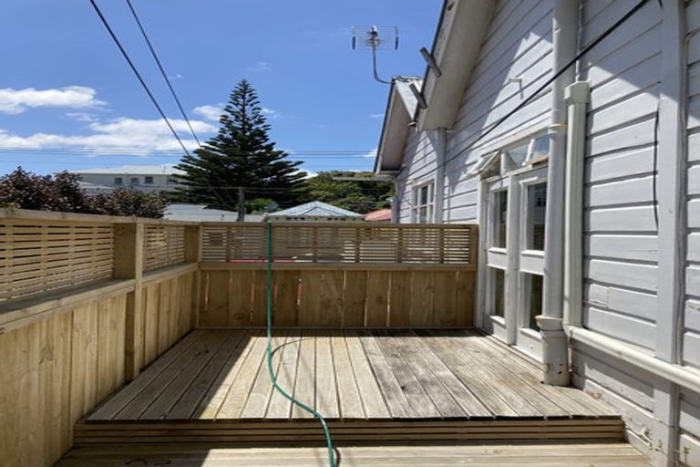 Photo of property in 54 Elizabeth Street, Mount Victoria, Wellington, 6011