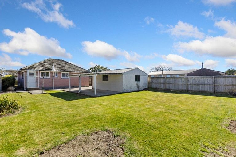 Photo of property in 17 Rollesby Street, Hoon Hay, Christchurch, 8025