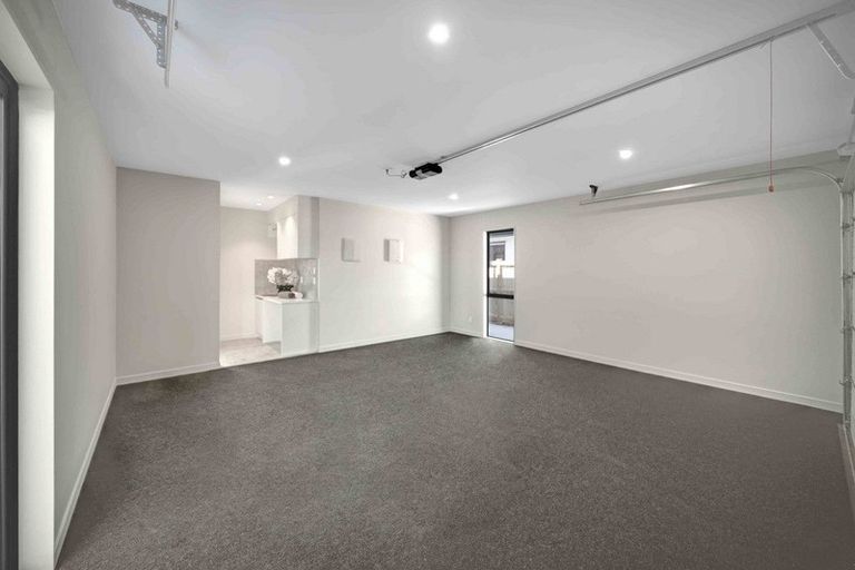 Photo of property in 27 Uatoto Road, Clarks Beach, 2122