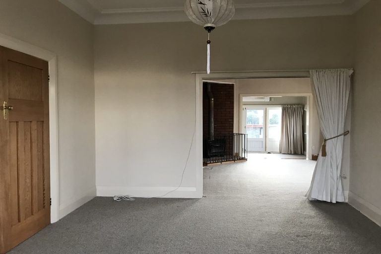 Photo of property in 180 Kenmure Road, Kenmure, Dunedin, 9011