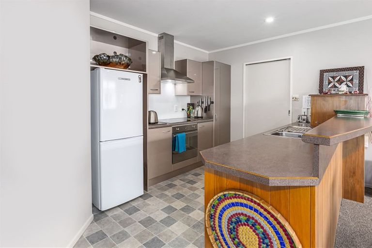 Photo of property in 2a James Street, Plimmerton, Porirua, 5026