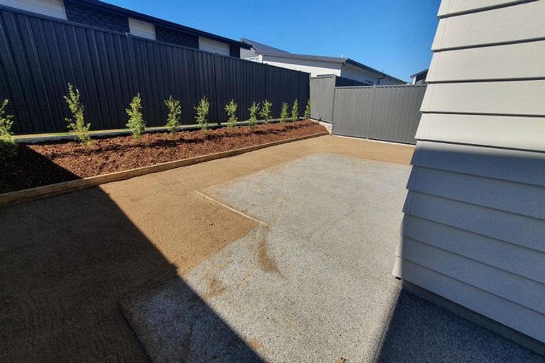 Photo of property in 30 Pateke Drive, Kenepuru, Porirua, 5022