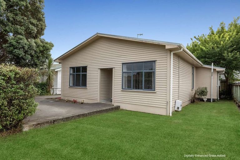 Photo of property in 9 Moore Street, West End, Palmerston North, 4412