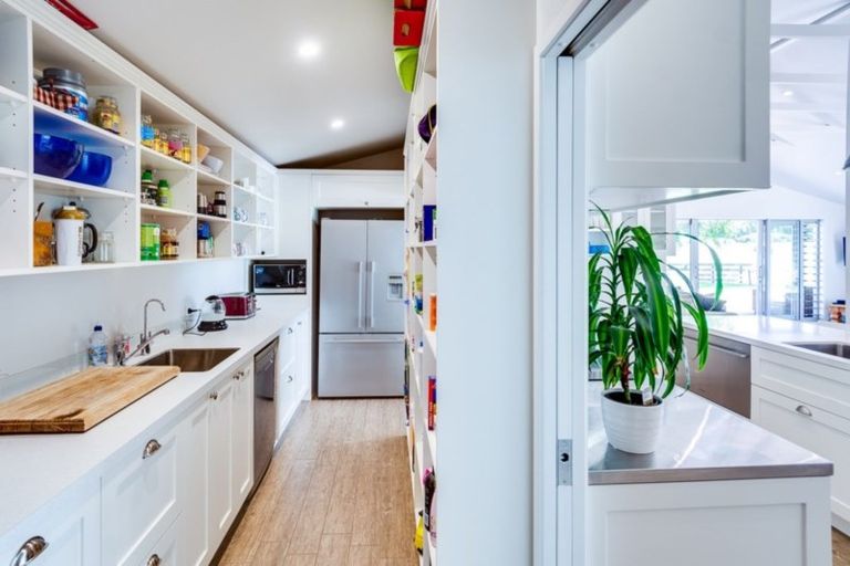 Photo of property in 64 Moteo Pa Road, Puketapu, Napier, 4183