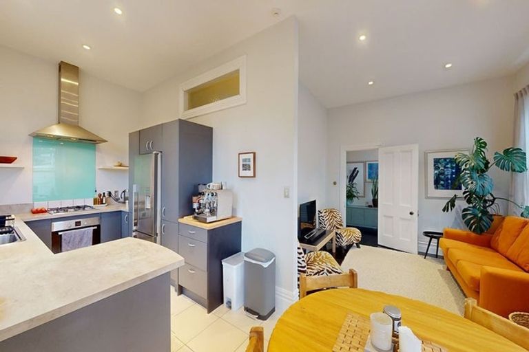 Photo of property in 15 Chilka Street, Berhampore, Wellington, 6023